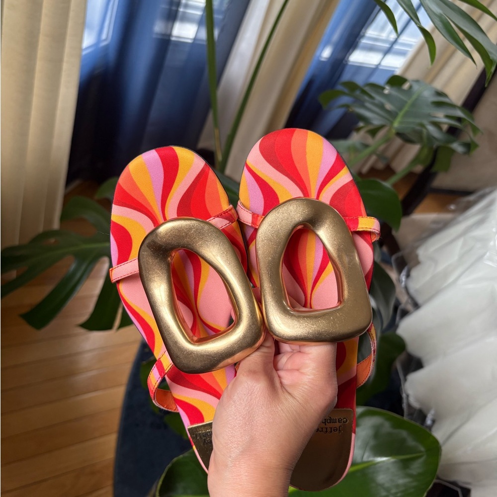 Vibrant Retro Sandals with Gold Accents